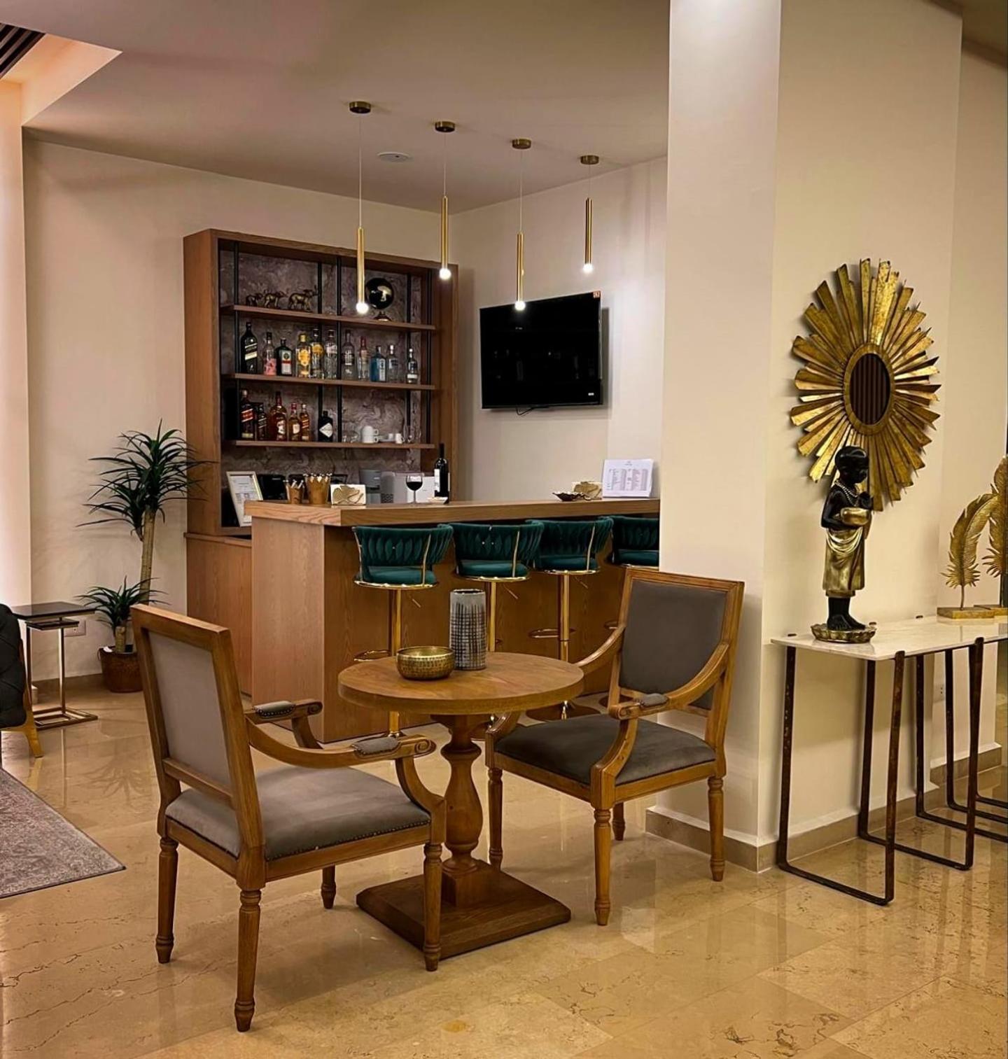 Byblostar Hotel Екстериор снимка