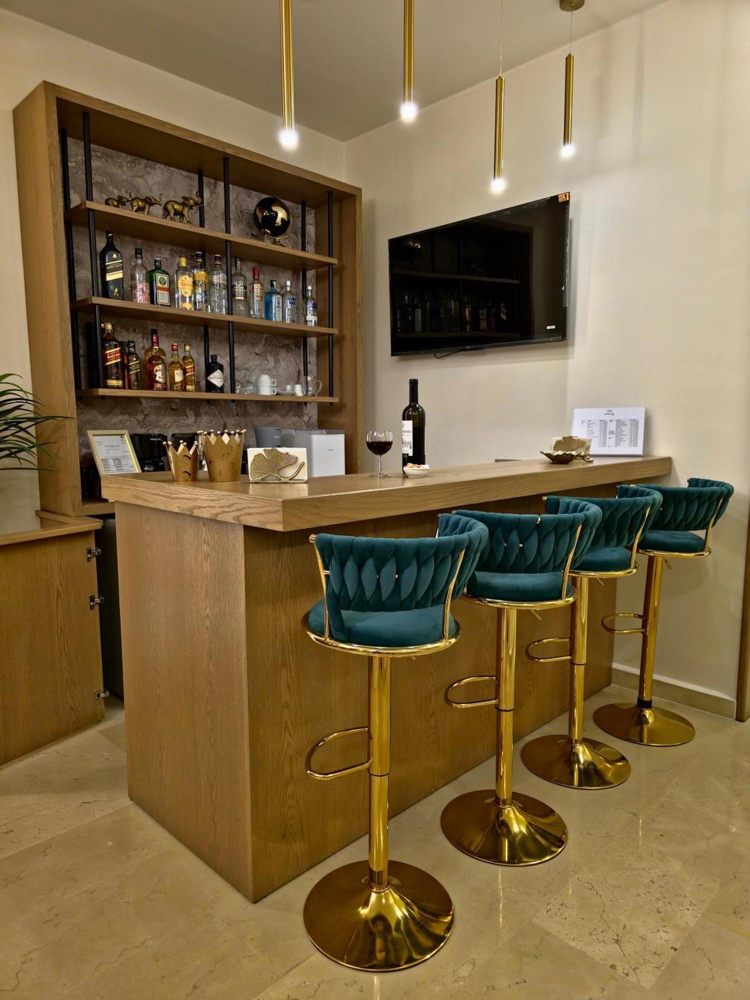 Byblostar Hotel Екстериор снимка